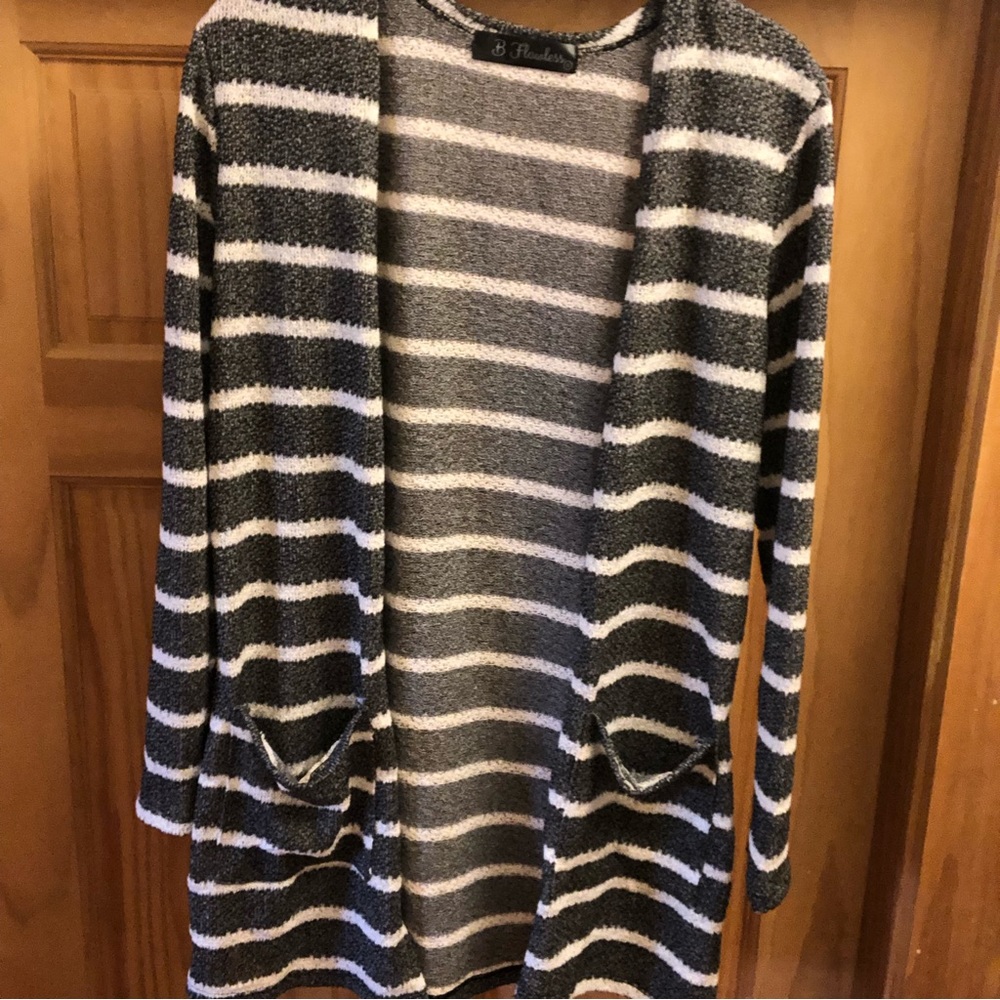 ❤️BOUTIQUE CARDIGAN